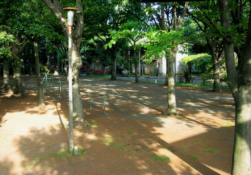 多摩平団地・ひまわり公園